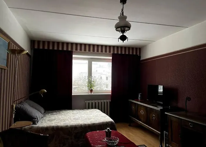 Kena Korter Kesklinnas Ja Ranna Laehedal! דירה *