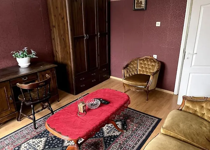 דירה Kena Korter Kesklinnas Ja Ranna Laehedal! פארנו