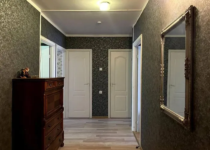 Kena Korter Kesklinnas Ja Ranna Laehedal! דירה