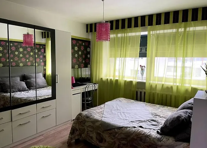 Kena Korter Kesklinnas Ja Ranna Laehedal! Lägenhet *